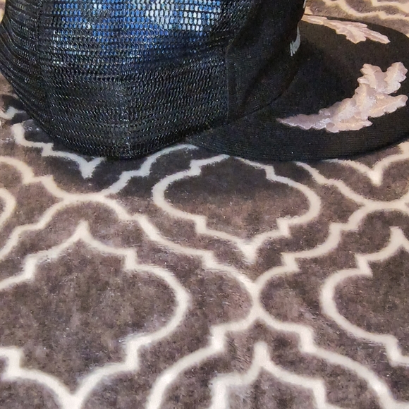 🩶👅 vintage silver tongue devil trucker hat - Picture 4 of 7